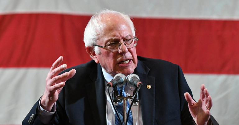 Thượng nghị sĩ B. Sanders: “Đây là thời kỳ kinh khiếp nhất trong đời tôi”