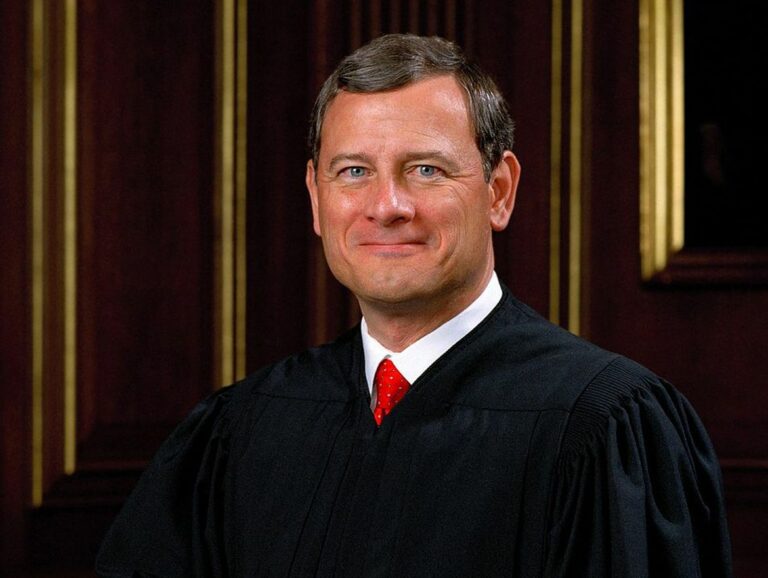 Tối cao Pháp viện tạm thời ngưng trục xuất theo Đạo luật Kẻ thù Ngoại bang