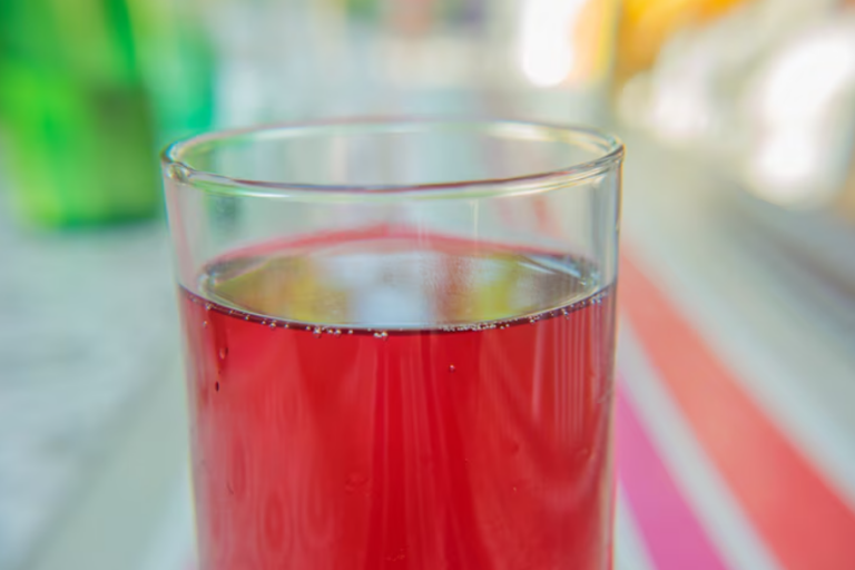 FDA cấm sử dụng thuốc nhuộm Red No. 3 trong thực phẩm, đồ uống