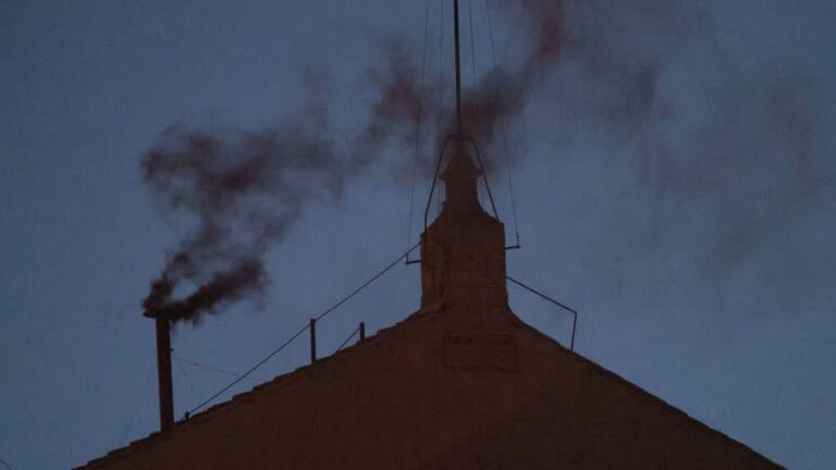 MẬT NGHỊ HỒNG Y CHƯA BẦU ĐƯỢC TÂN GIÁO HOÀNG VÀO NGÀY ĐẦU 07/5/2025!