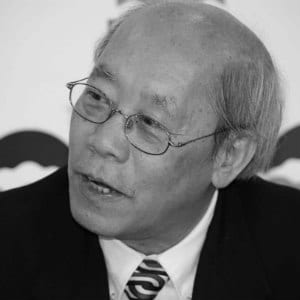 Giáo sư Đoàn Viết Hoạt qua đời, nhớ lại những vụ lừa thế kỷ!