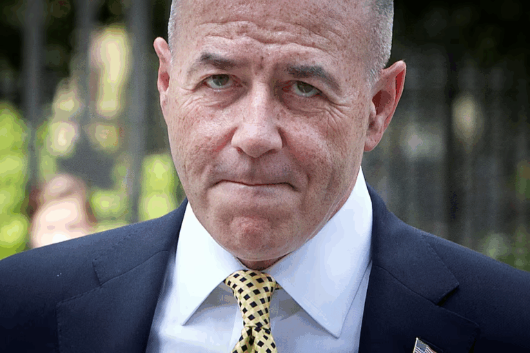 Bernie Kerik – Cựu Cảnh sát trưởng New York thời kỳ 11/9, người từng sa ngã – qua đời ở tuổi 69
