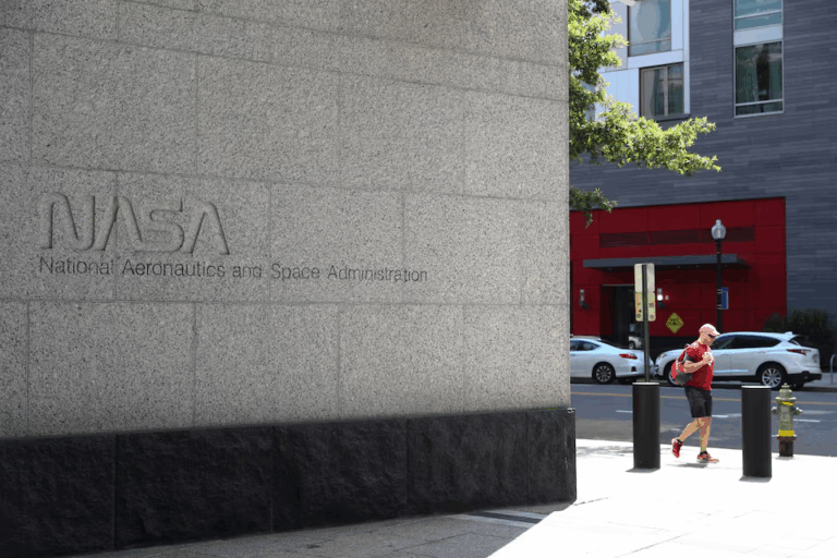 Trump rút đề cử người thân cận với Musk khỏi vị trí lãnh đạo NASA, sẽ sớm công bố người thay thế