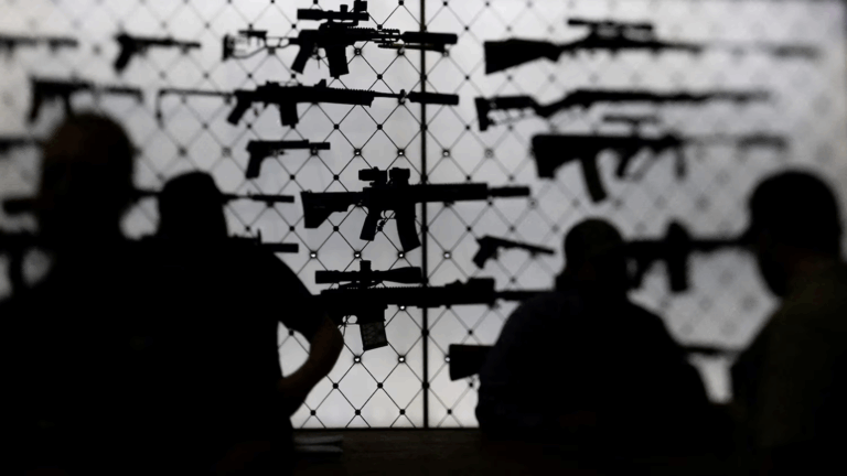 Tòa án Tối cao Mỹ giữ nguyên lệnh cấm súng AR-15 ở bang Maryland