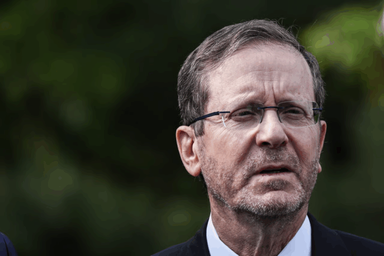 Israel không nhắm vào thay đổi chế độ Iran, Tổng thống Isaac Herzog khẳng định