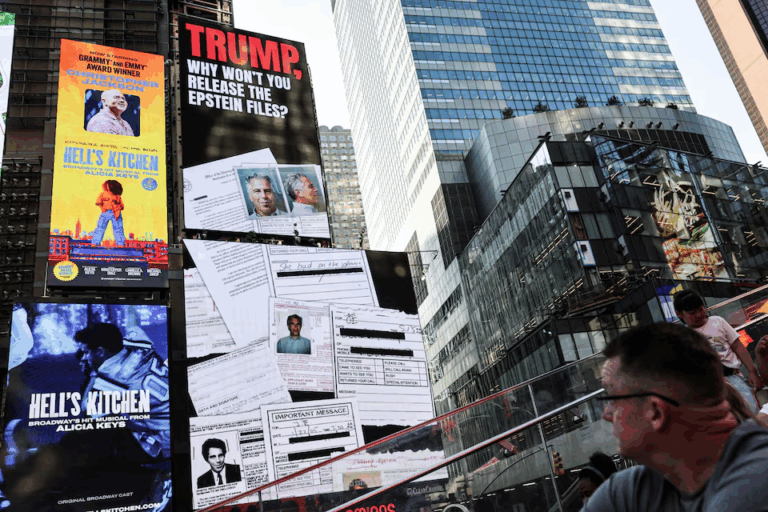 Hai nghị sĩ Mỹ cảnh báo: Vụ Epstein làm mất lòng tin cử tri, đe dọa đảng Cộng hòa