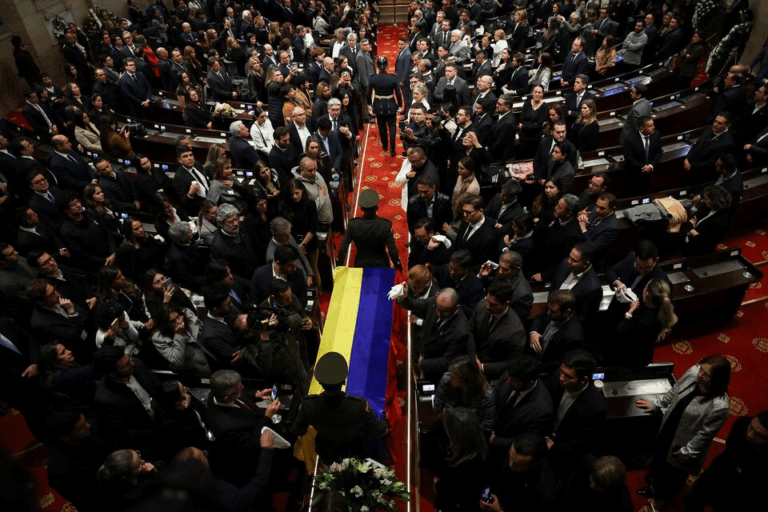 Ứng viên tổng thống Colombia Miguel Uribe qua đời hai tháng sau vụ ám sát