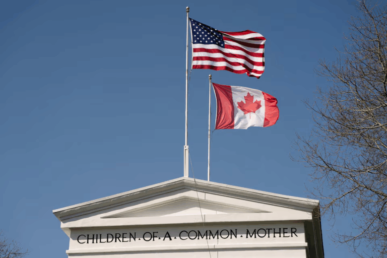 Nhiều người Mỹ xin tị nạn ở Canada hơn, theo số liệu mới công bố