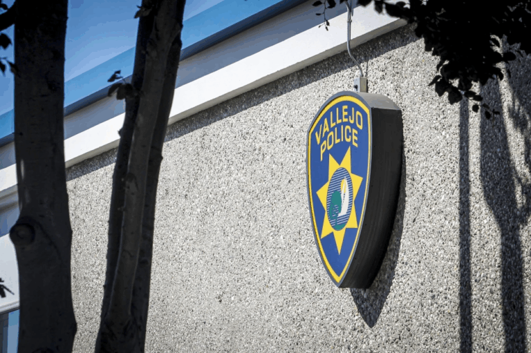 Thi thể người phụ nữ mất tích được phát hiện sau lối đi bí mật dẫn lên gác mái ở California