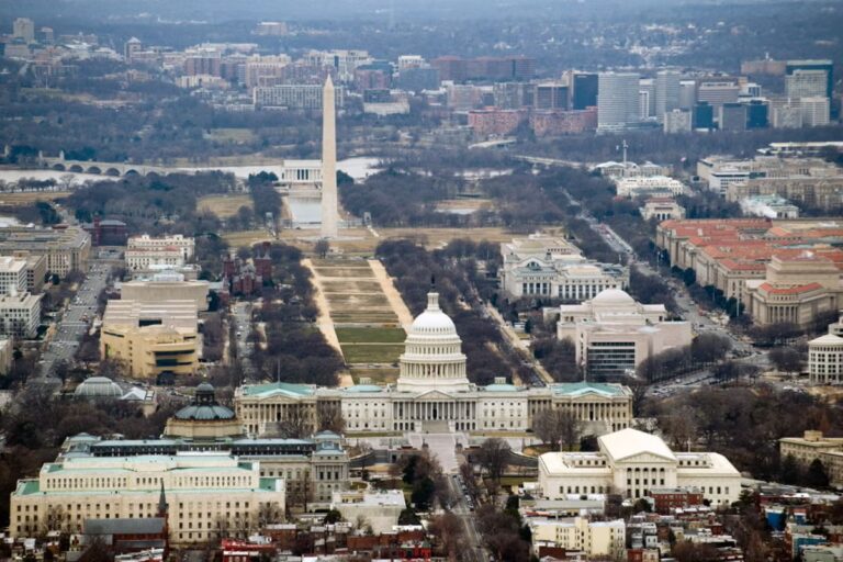 Bí ẩn bom ống ở Washington D.C. bắt đầu dần hé lộ