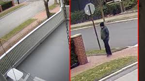 Ba ngày sau vụ xả súng chết người tại Đại học Brown, hung thủ và động cơ vẫn là ẩn số