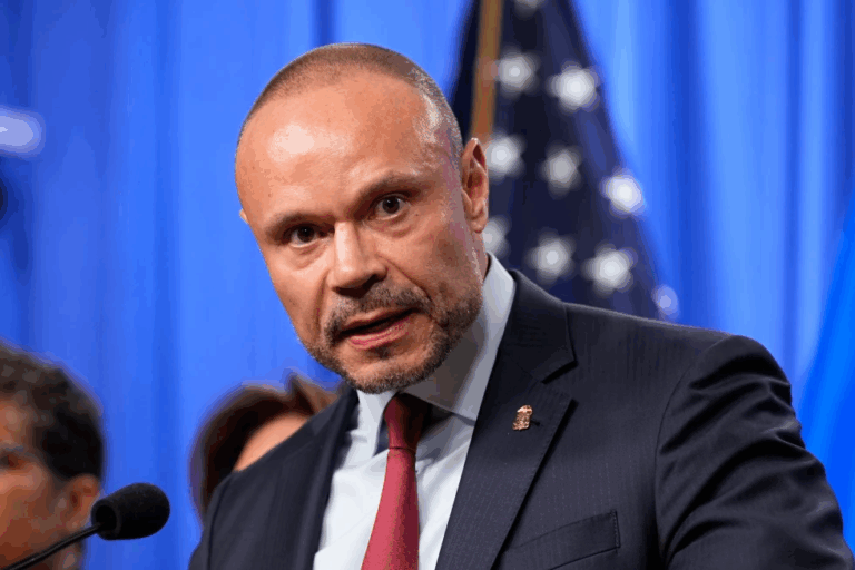Phó giám đốc FBI Dan Bongino cho biết sẽ từ chức vào tháng tới