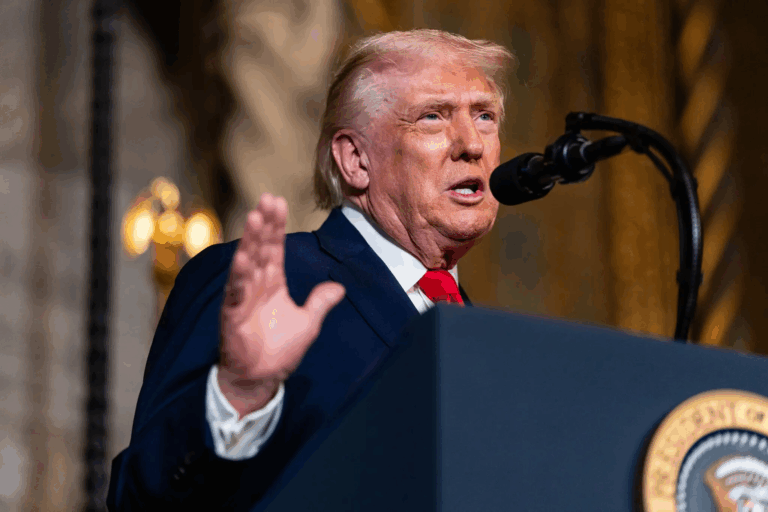 Trump nói Hoa Kỳ đã tấn công một “cơ sở lớn” trong chiến dịch nhằm vào Venezuela