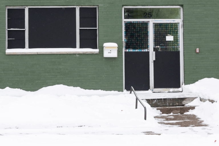 Tòa Bạch Ốc dậy sóng vì một video lan truyền – Quan hệ cộng sinh giữa chính quyền Trump và “nhà báo công dân”