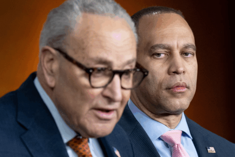 17 dân biểu Cộng hòa bỏ phiếu cùng Dân chủ gia hạn trợ cấp ObamaCare thêm 3 năm