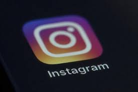 Người dùng Instagram lo ngại rò rỉ dữ liệu sau loạt email yêu cầu đặt lại mật khẩu