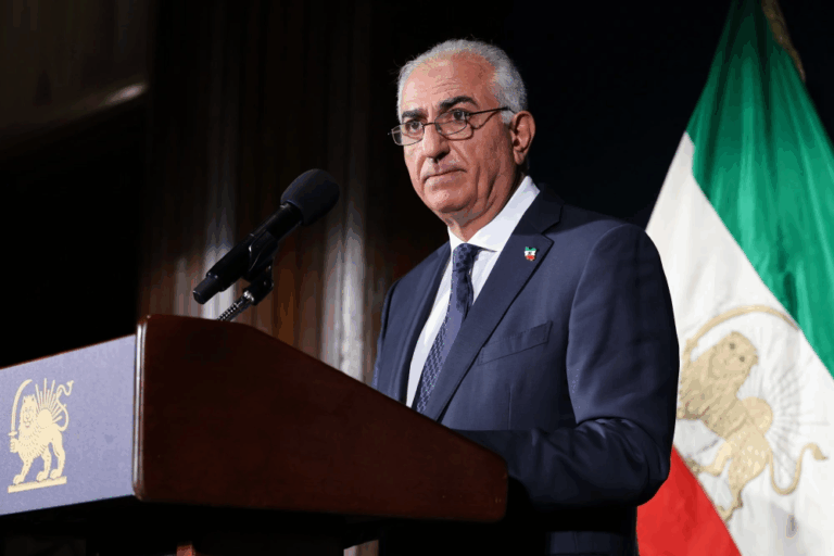 Thái tử lưu vong nói có thể đưa Iran đến dân chủ, nhưng Trump chưa công khai ủng hộ